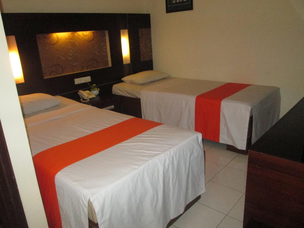 Hotel Wisanti ジョグジャカルタ エクステリア 写真