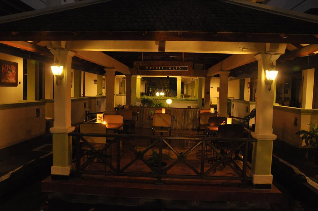 Hotel Wisanti ジョグジャカルタ エクステリア 写真