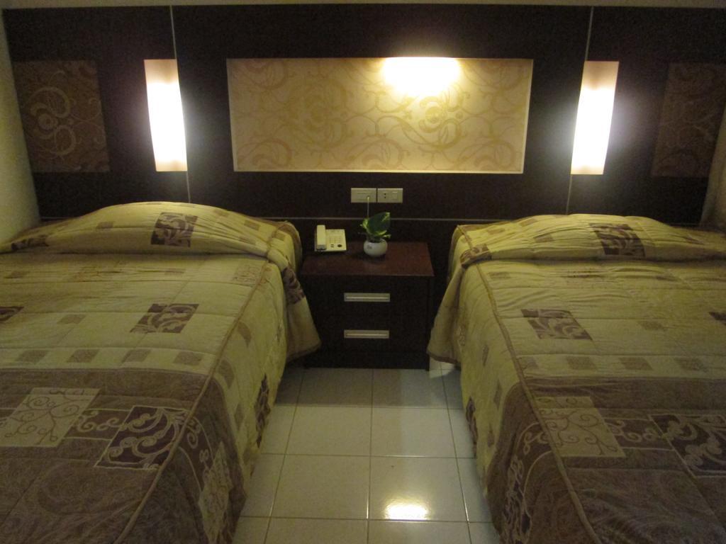Hotel Wisanti ジョグジャカルタ エクステリア 写真
