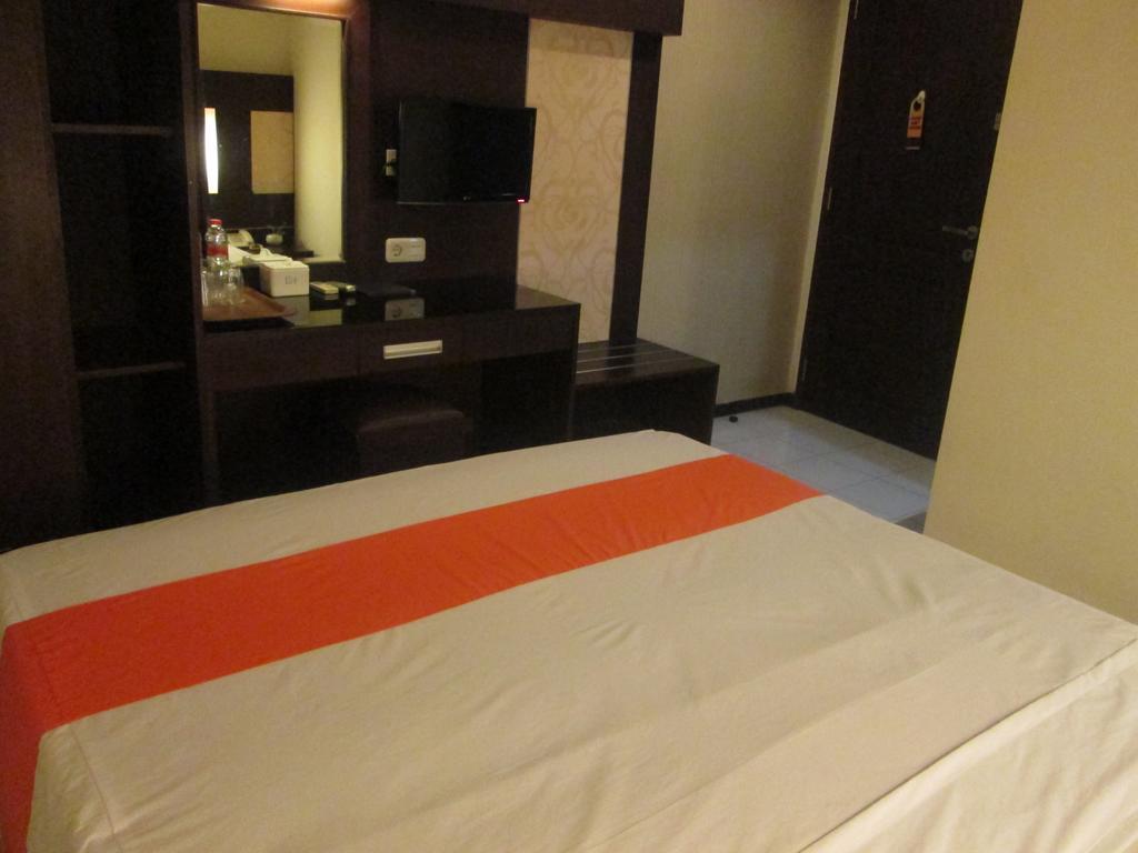Hotel Wisanti ジョグジャカルタ エクステリア 写真
