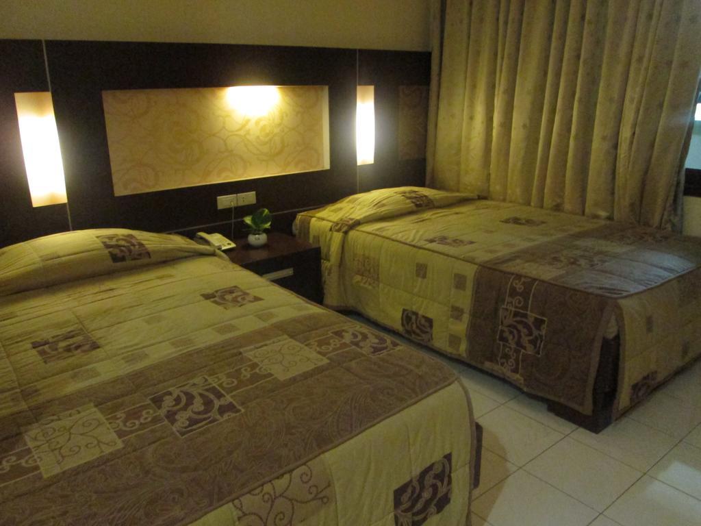 Hotel Wisanti ジョグジャカルタ エクステリア 写真