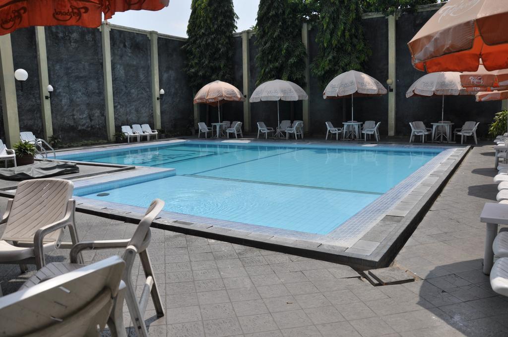 Hotel Wisanti ジョグジャカルタ エクステリア 写真