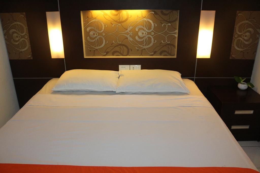 Hotel Wisanti ジョグジャカルタ エクステリア 写真
