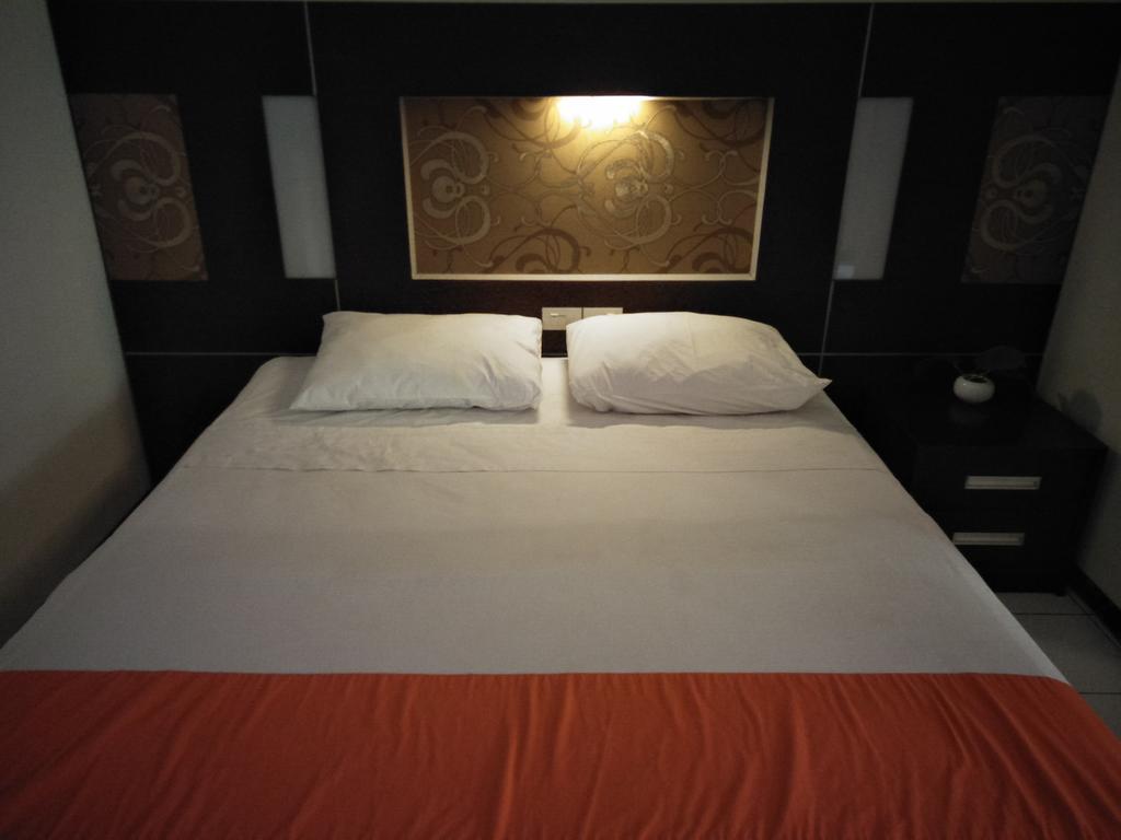 Hotel Wisanti ジョグジャカルタ エクステリア 写真
